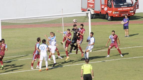 Dzcespor 0 - 0 Ofspor