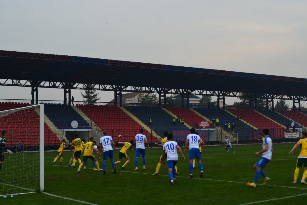 DZCESPOR 0-2 ESENLER EROKSPOR