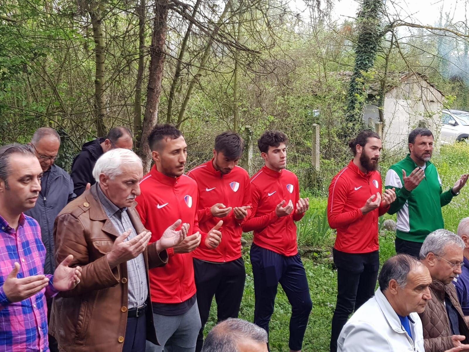 Sedat Demirağ Kabri Başında Anıldı