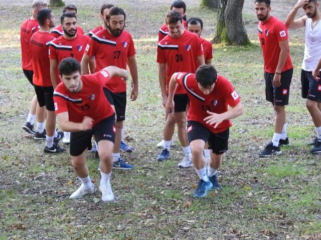Takımımız, Akşam Antrenmanında Kros Yaptı