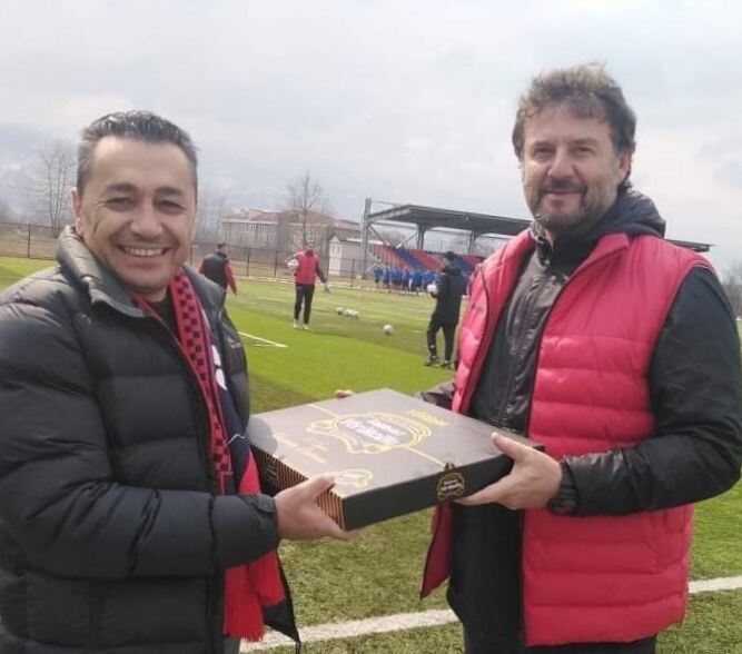 TARAFTARLARDAN TATLI ZİYARET!