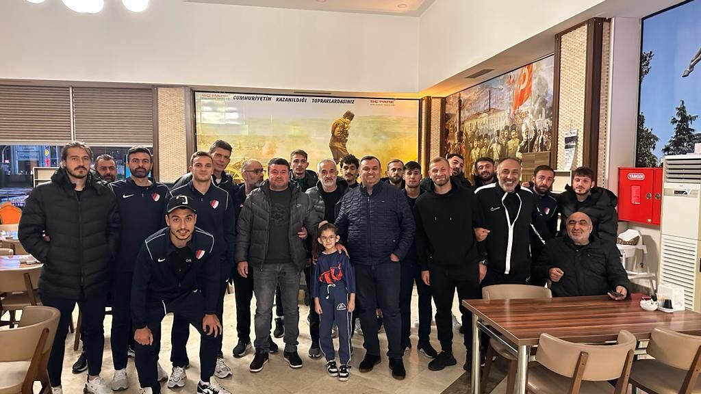 Dönüş Yolunda da Misafir Ettiler