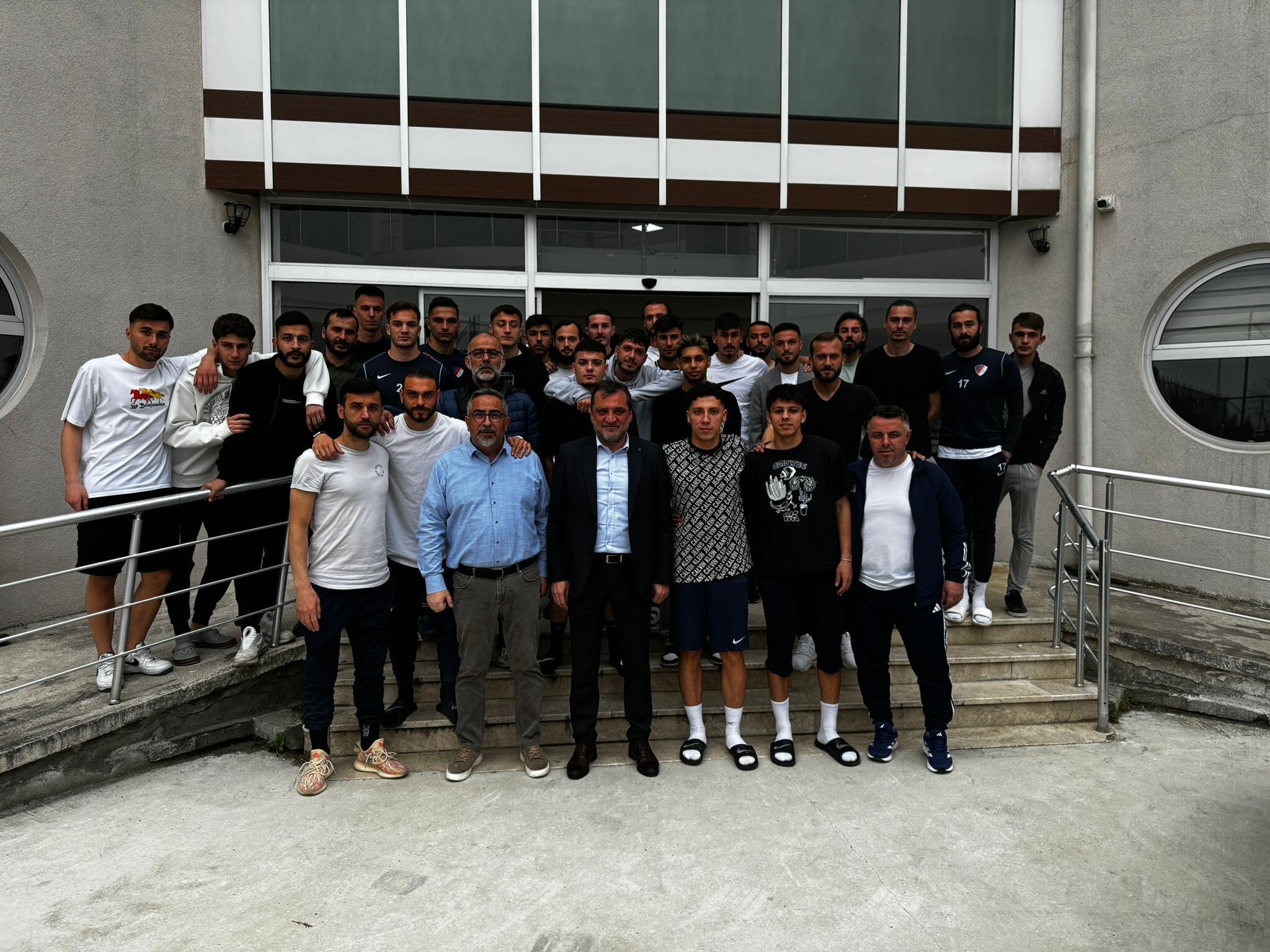 Yönetim Kurulumuz Futbolcularımızla Biraraya Geldi