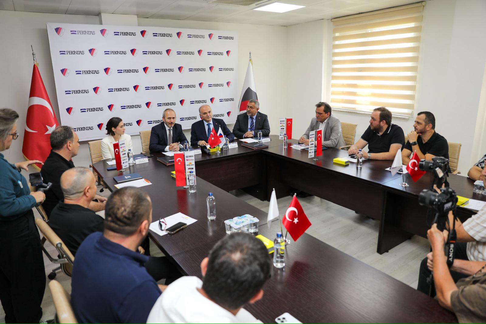 PEKİNTAŞ DÜZCESPOR’A SPONSOR OLDU